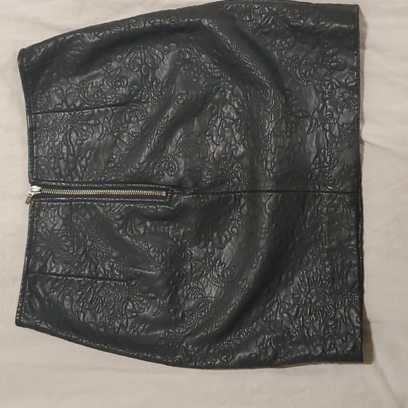 Dynamite skirt - Picture 3 of 4